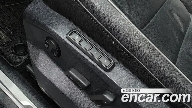 Volkswagen Tiguan 2018 thumb 12