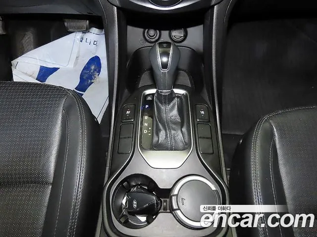 Hyundai Санта Фе 2012 thumb 6