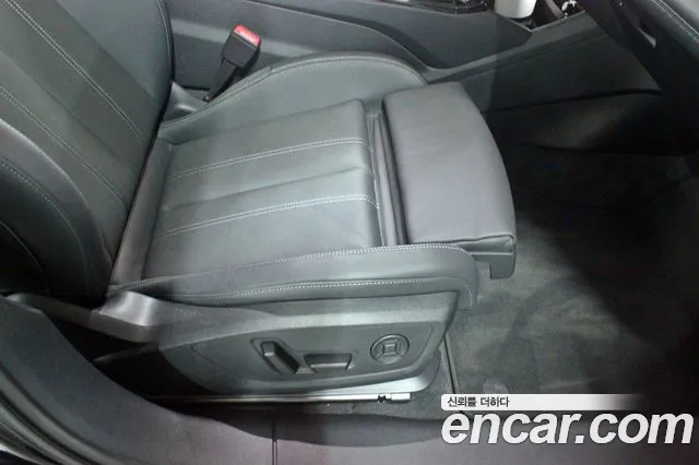 Audi A6 e-tron 2025 thumb 6