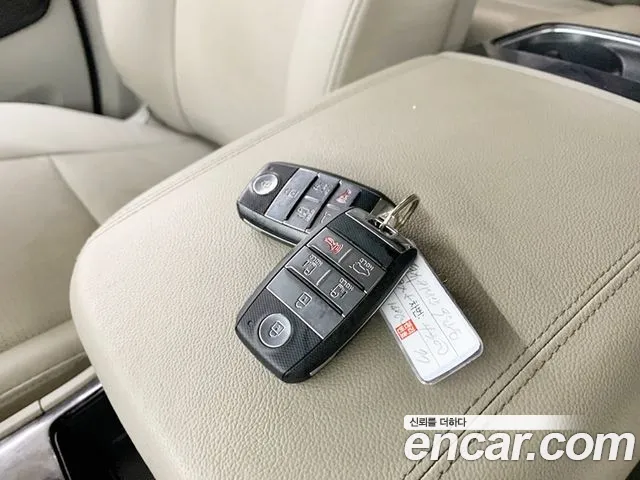 Kia Carnival 2019 thumb 7