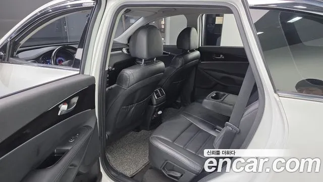 Kia Sorento 2019 thumb 10