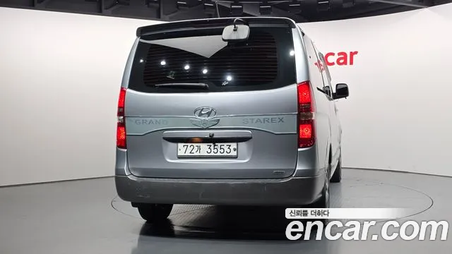 Hyundai Staria 2015 thumb 4