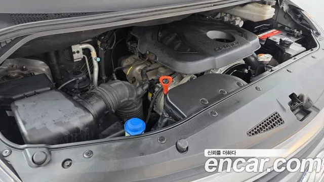 Hyundai Staria 2015 thumb 6