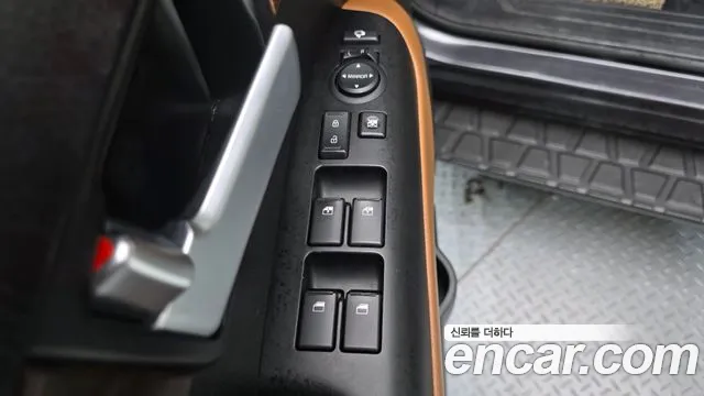 Kia Mohave 2017 thumb 7