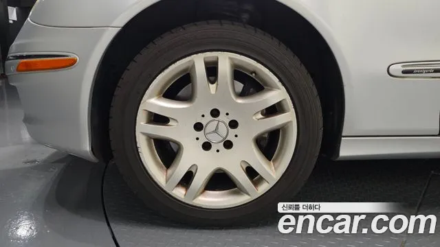 Mercedes-Benz E-Класс 2007 thumb 4