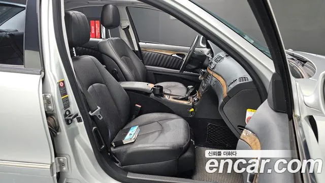 Mercedes-Benz E-Класс 2007 thumb 2