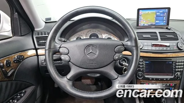 Mercedes-Benz E-Класс 2007 thumb 7