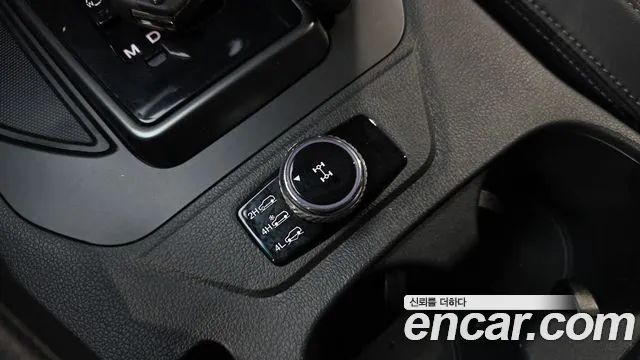KGM Rexton 2021 thumb 9