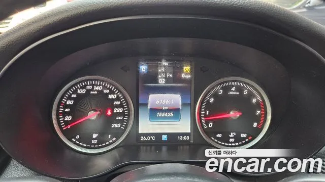 Mercedes-Benz C-Class 2017 thumb 11
