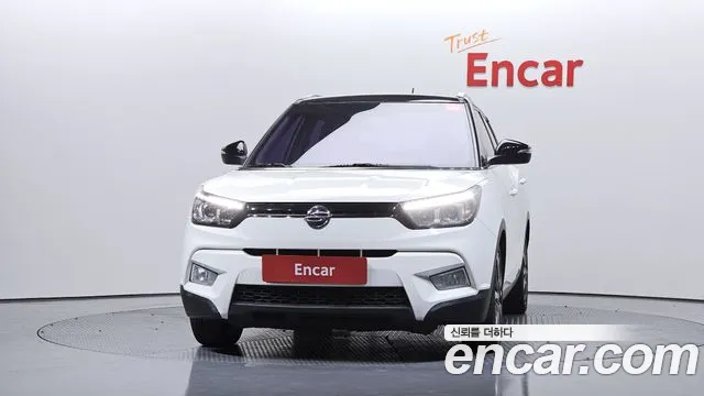 KGM Tivoli 2015 thumb 8