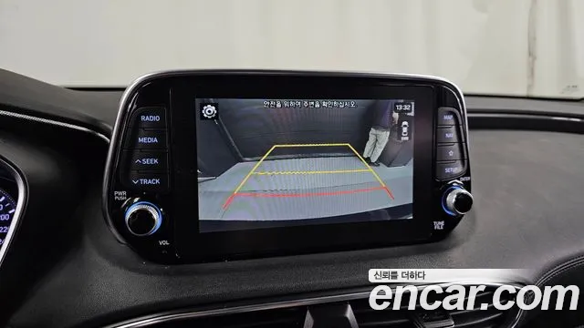 Hyundai Santa Fe 2018 thumb 5