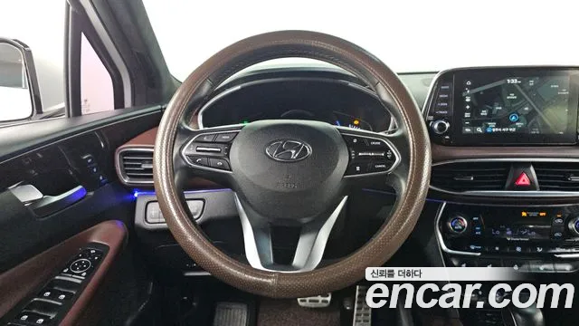 Hyundai Santa Fe 2018 thumb 5