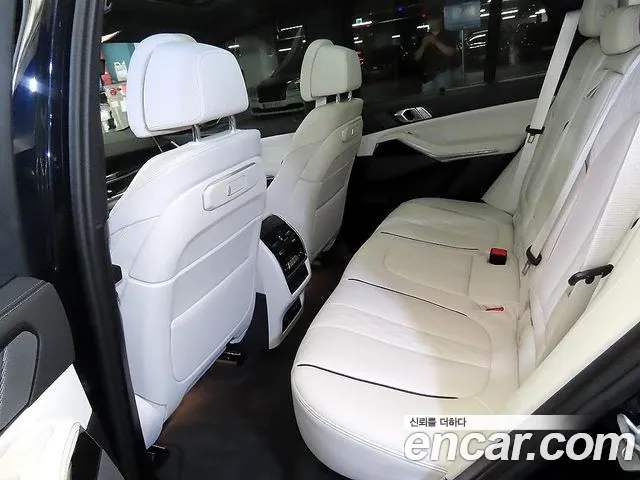 BMW X5 2025 thumb 10