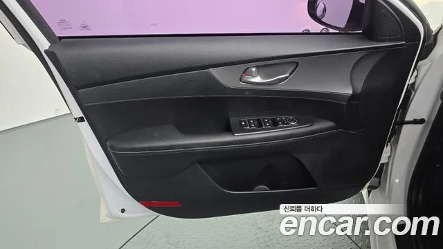 Kia K3 2019 thumb 9