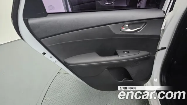 Kia K3 2019 thumb 7