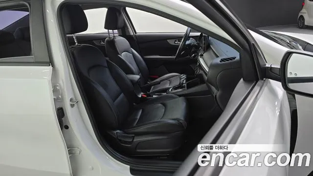 Kia K3 2019 thumb 5