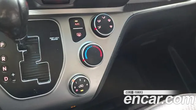 Kia Ray 2012 thumb 6