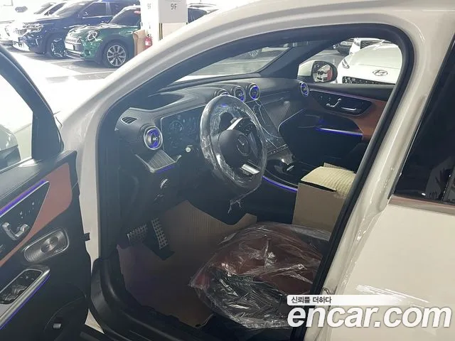 Mercedes-Benz GLC 2026 thumb 7