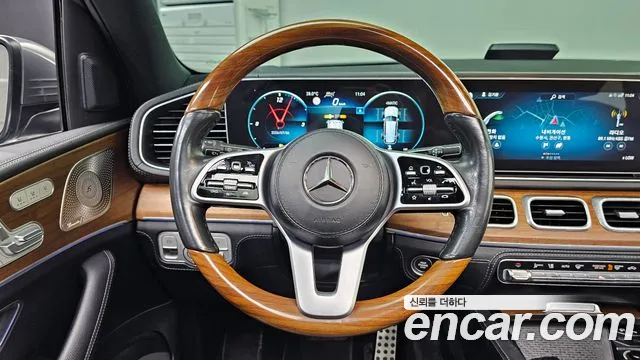 Mercedes-Benz GLS 2021 thumb 10