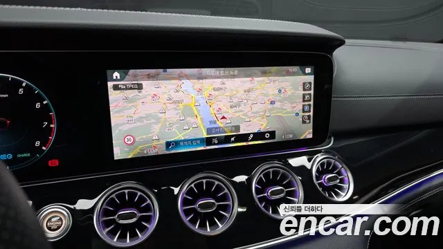 Mercedes-Benz AMG GT 2021 thumb 12