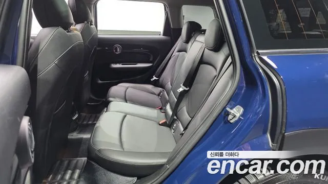 Mini Cooper Clubman 2017 thumb 2