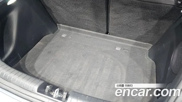 Hyundai Veloster 2019 thumb 8