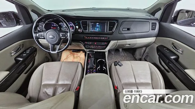 Kia Carnival 2019 thumb 6