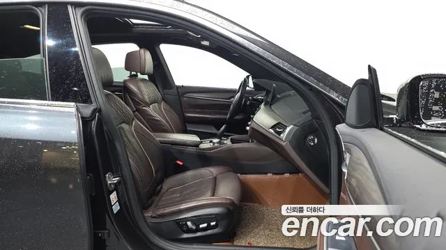 BMW 6 серии Gran Turismo 2019 thumb 5