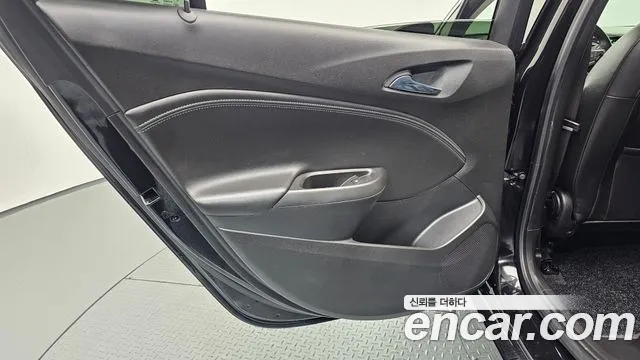 Chevrolet Cruze 2017 thumb 4