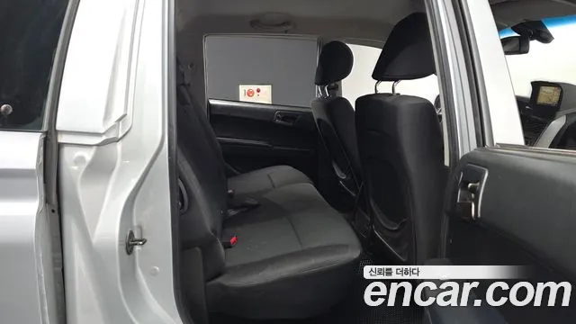 KGM Korando 2013 thumb 2