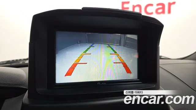 KGM Korando 2013 thumb 7