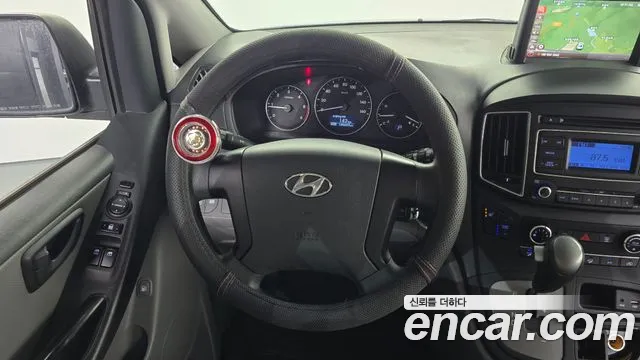 Hyundai Staria 2018 thumb 6