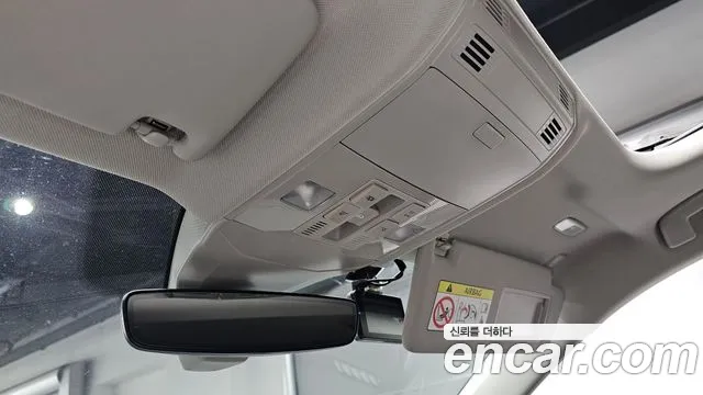Volkswagen Jetta 2023 thumb 3
