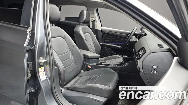Volkswagen Jetta 2023 thumb 11