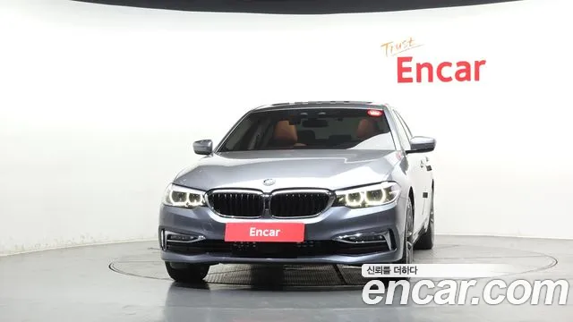 BMW 5 серии 2018 thumb 6