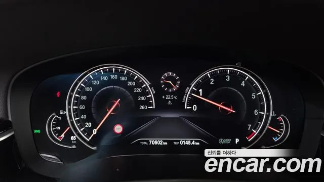 BMW 5 серии 2018 thumb 8