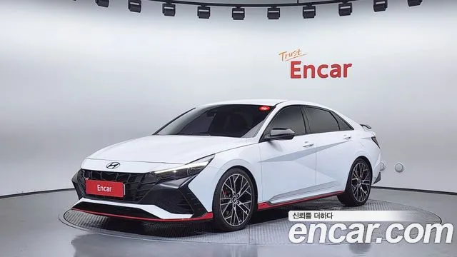 Hyundai Elantra 2022 thumb 3