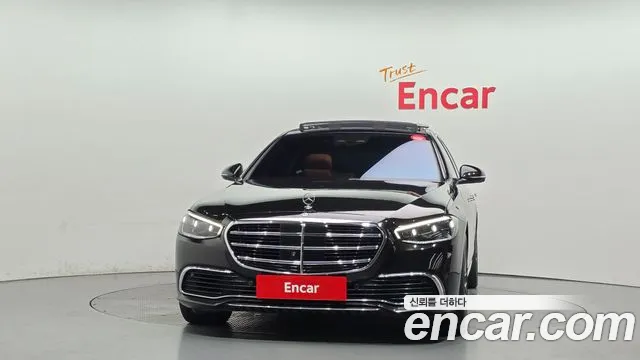 Mercedes-Benz S-Class 2022 thumb 4