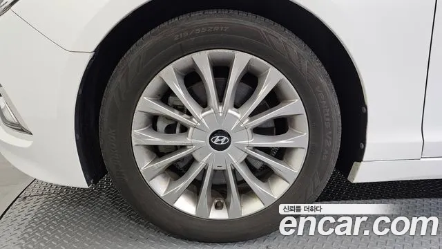 Hyundai LF 2015 thumb 11