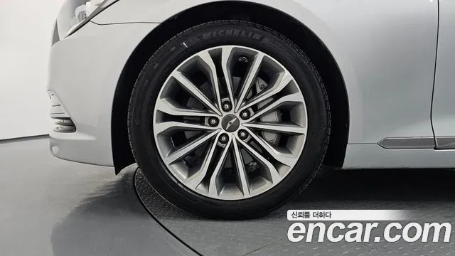 Hyundai Genesis 2015 thumb 12