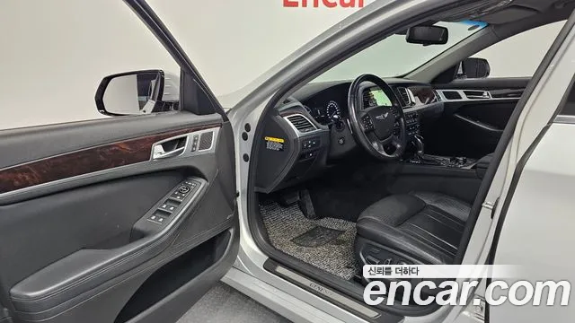 Hyundai Genesis 2015 thumb 4