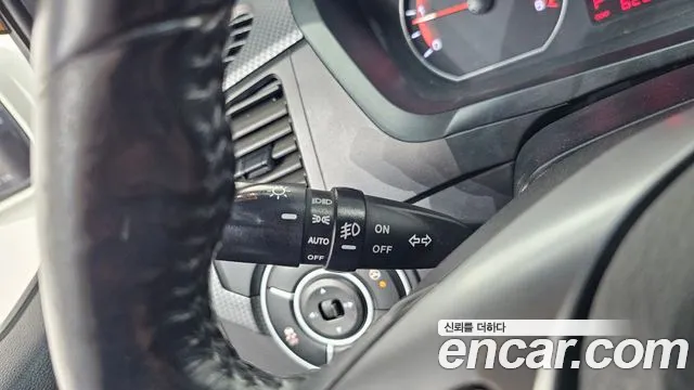 KGM Korando 2015 thumb 7
