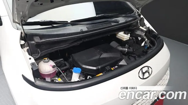 Hyundai Staria 2022 thumb 5