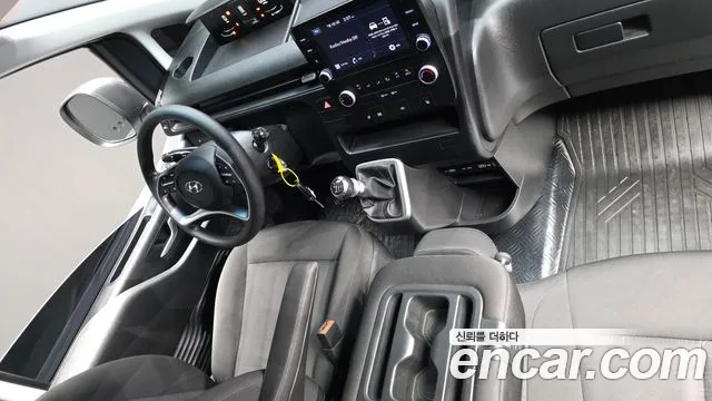 Hyundai Staria 2022 thumb 12
