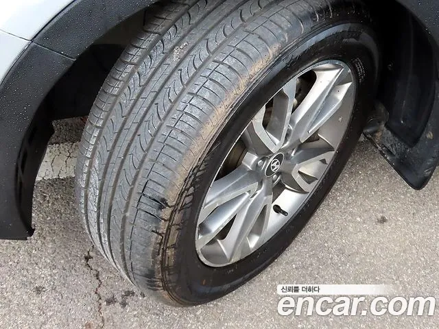Hyundai Санта Фе 2013 thumb 9