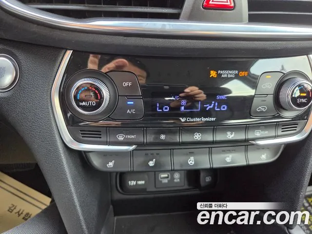 Hyundai Santa Fe 2018 thumb 2