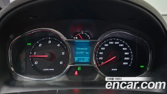 Chevrolet Captiva 2015 thumb 2