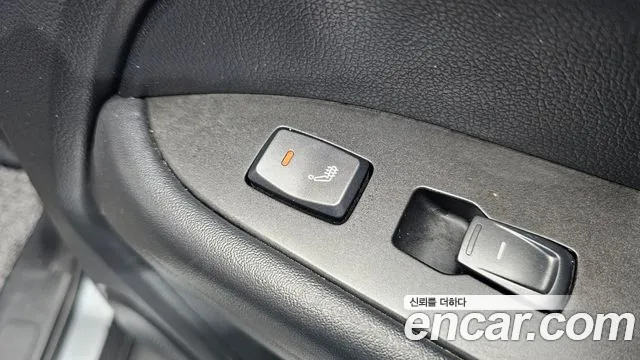 KGM Rexton 2018 thumb 8