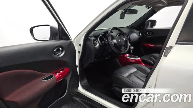 Nissan Juke 2017 thumb 3