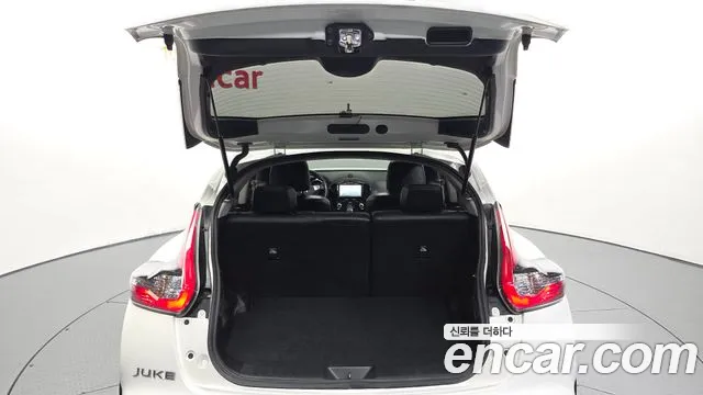 Nissan Juke 2017 thumb 8